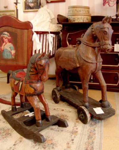 Лошадки интерьерные 